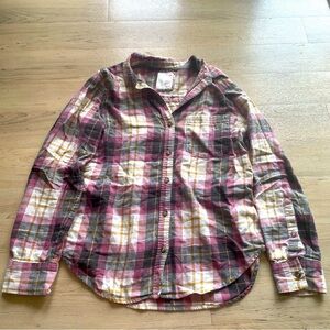 100% Cotton Women’s Plaid Button Down Shirt - Small